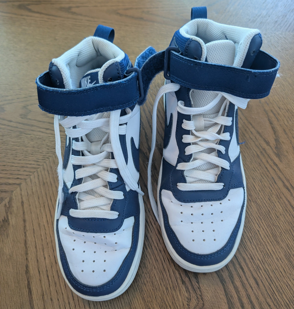 #67 Nike Mid-Top Gym Shoes Size 5