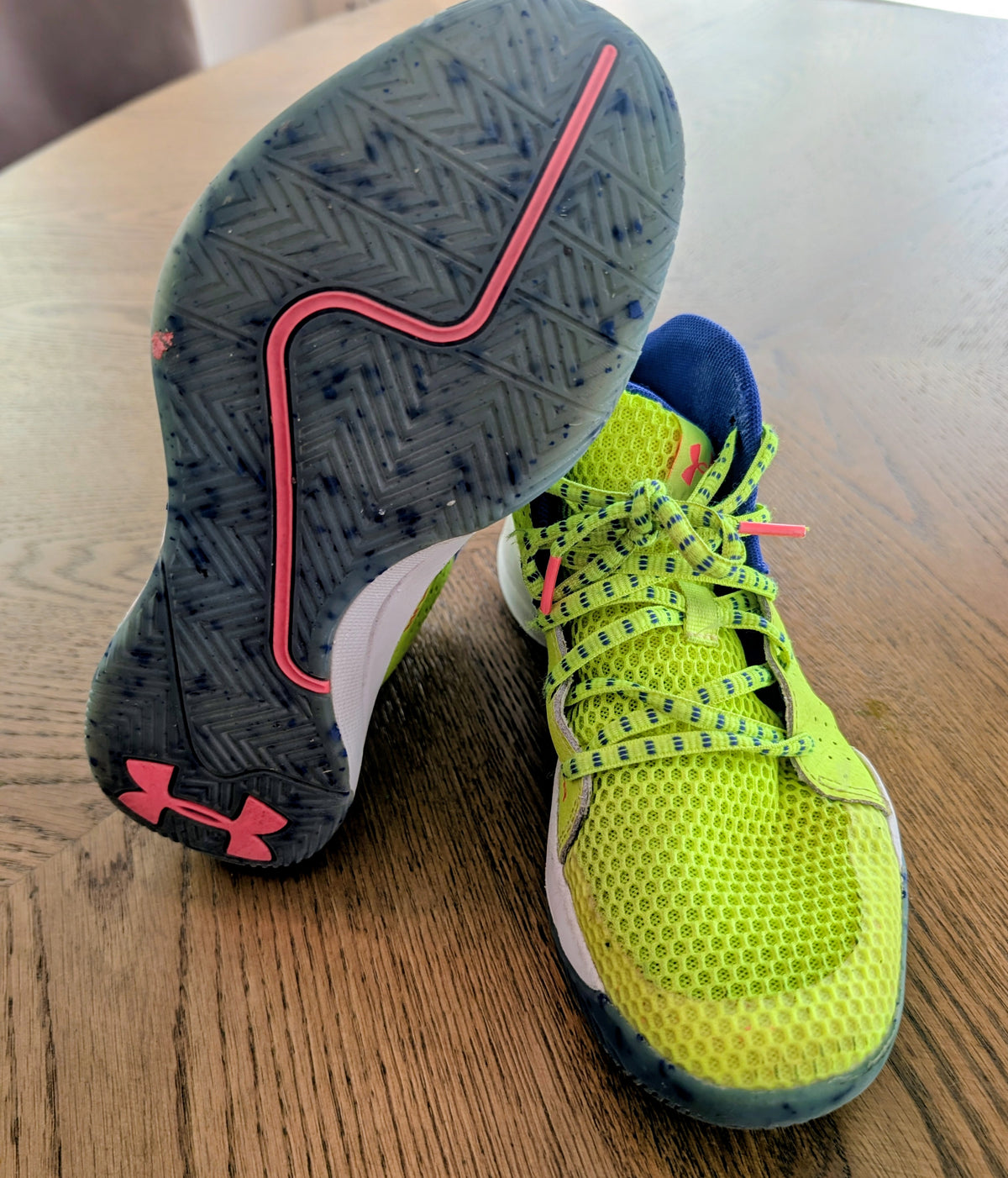 #67 Under Armour Neon Yellow Basketball Shoes Size 5Y