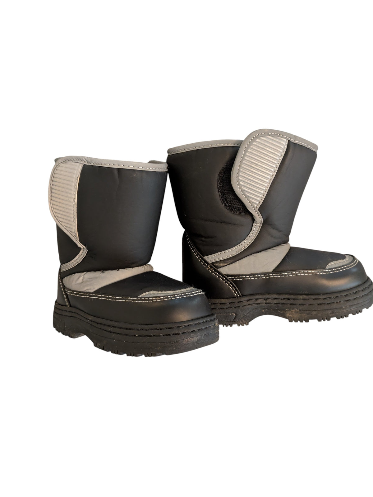 #52 Falls Creek Black Snowboots Size 7