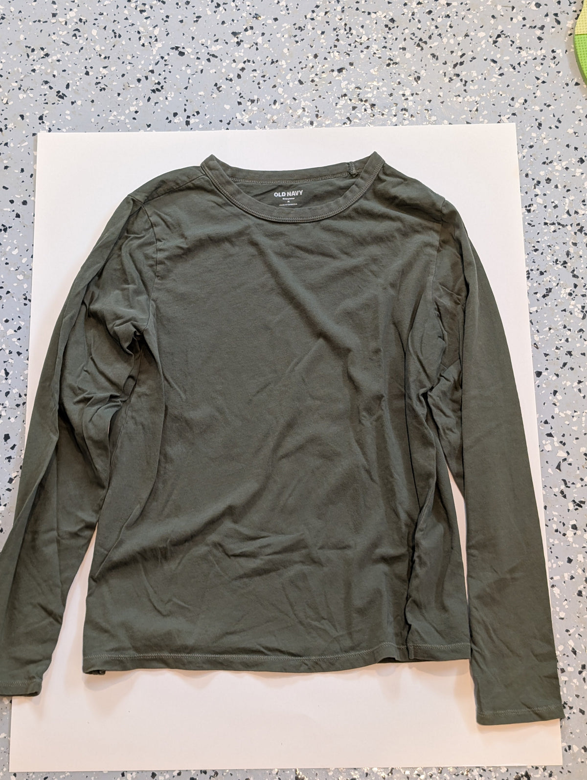 #11 Old Navy Olive Green T Shirt, Women's Medium