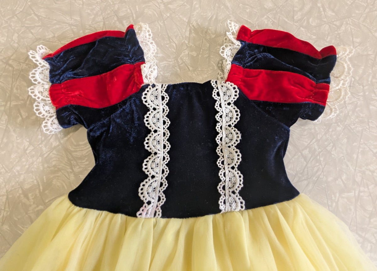 #61 Trish Scully Girls 4T Snow White Princess Dress Blue Velvet Yellow Tulle Lace