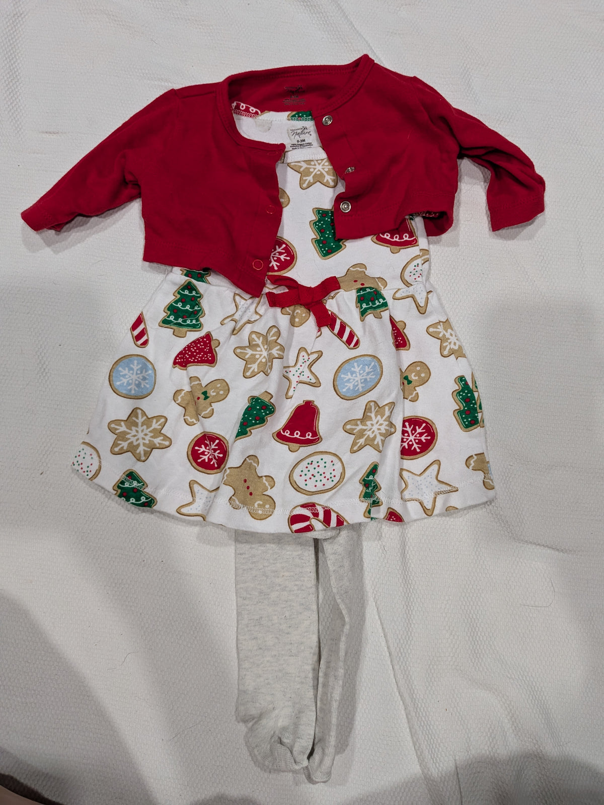 Seller 2. Girls holiday outfit size 3 months.