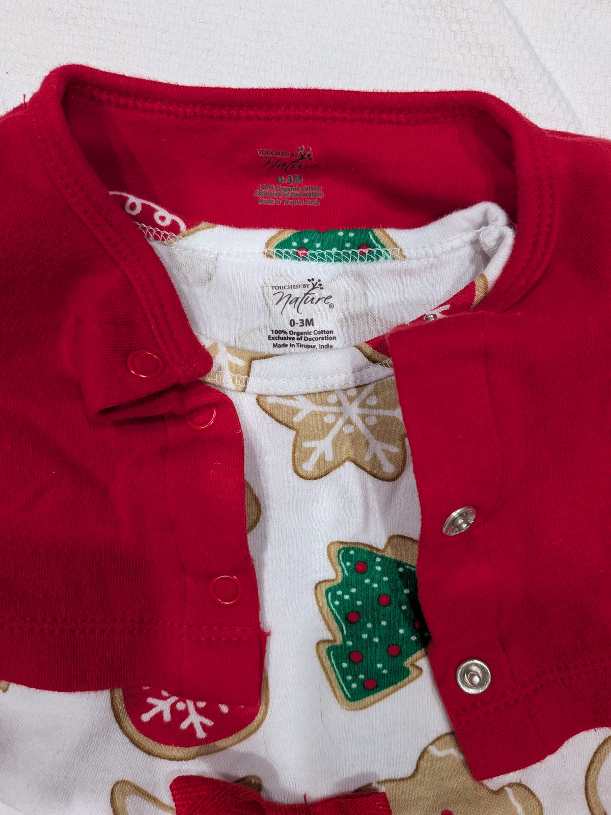 Seller 2. Girls holiday outfit size 3 months.