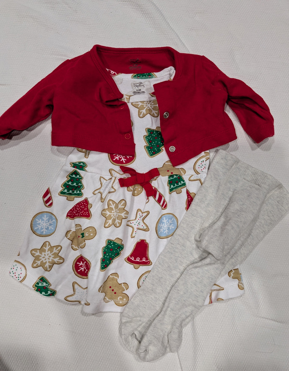 Seller 2. Girls holiday outfit size 3 months.