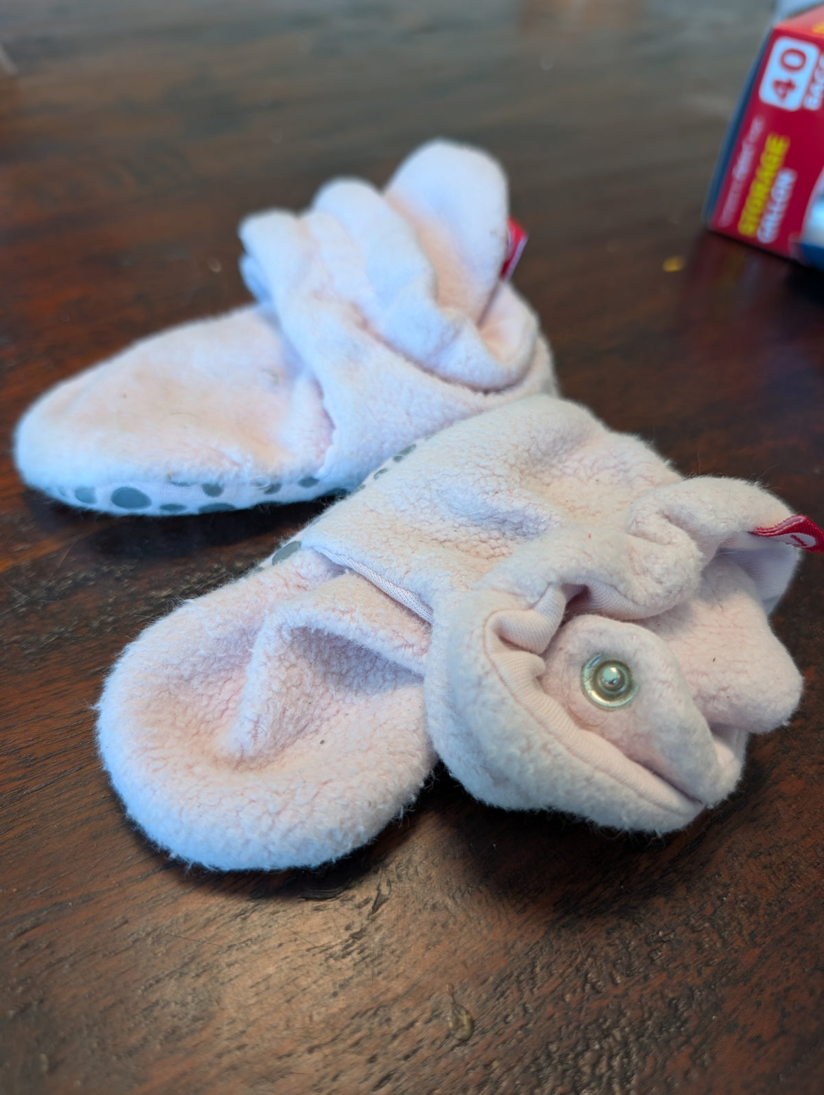 Seller 123 - Pink 18mo Zutano Booties