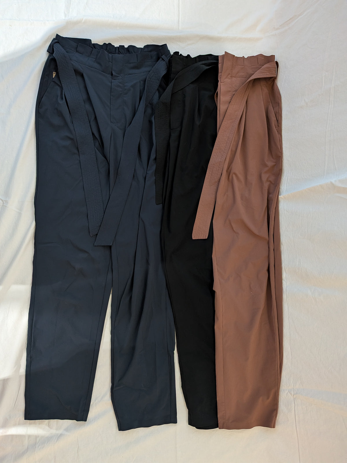 199 Womans Athleta Skyline pants bundle small TALL