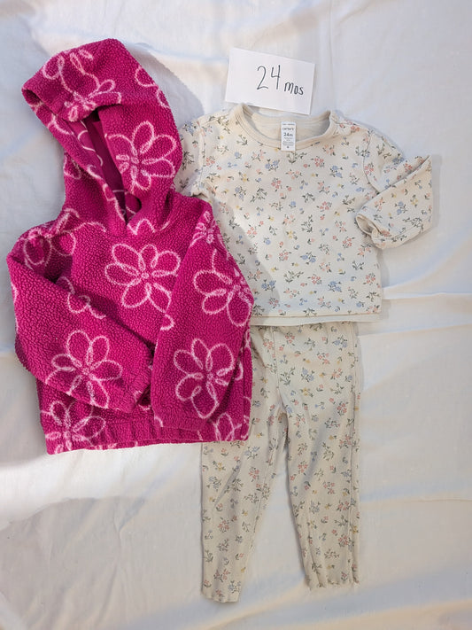 199 girls 24 mos Carters sweat set and sweatshirt bundle