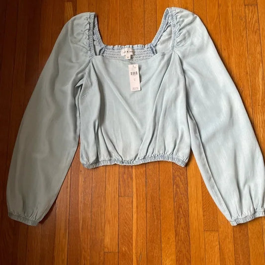 Seller #127 Cloth & Stone NWT chambray blouse, Women's Size Small
