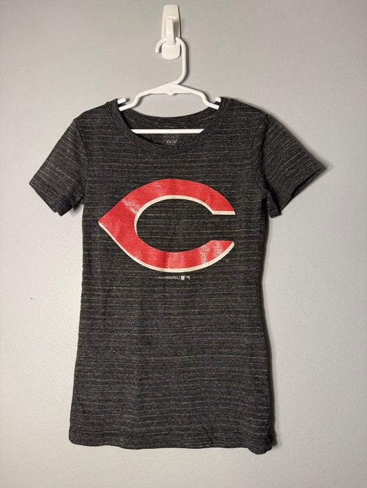 Seller 229 - Cincinnati Reds girls 7/8 t-shirt