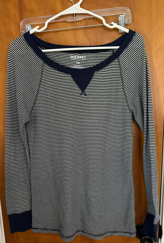 Seller 120, VGUC Women’s large old nay scoop neck long sleeve