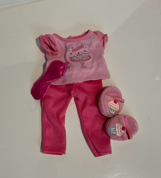 #121 American Girl Doll pajamas set cupcakes, EUC