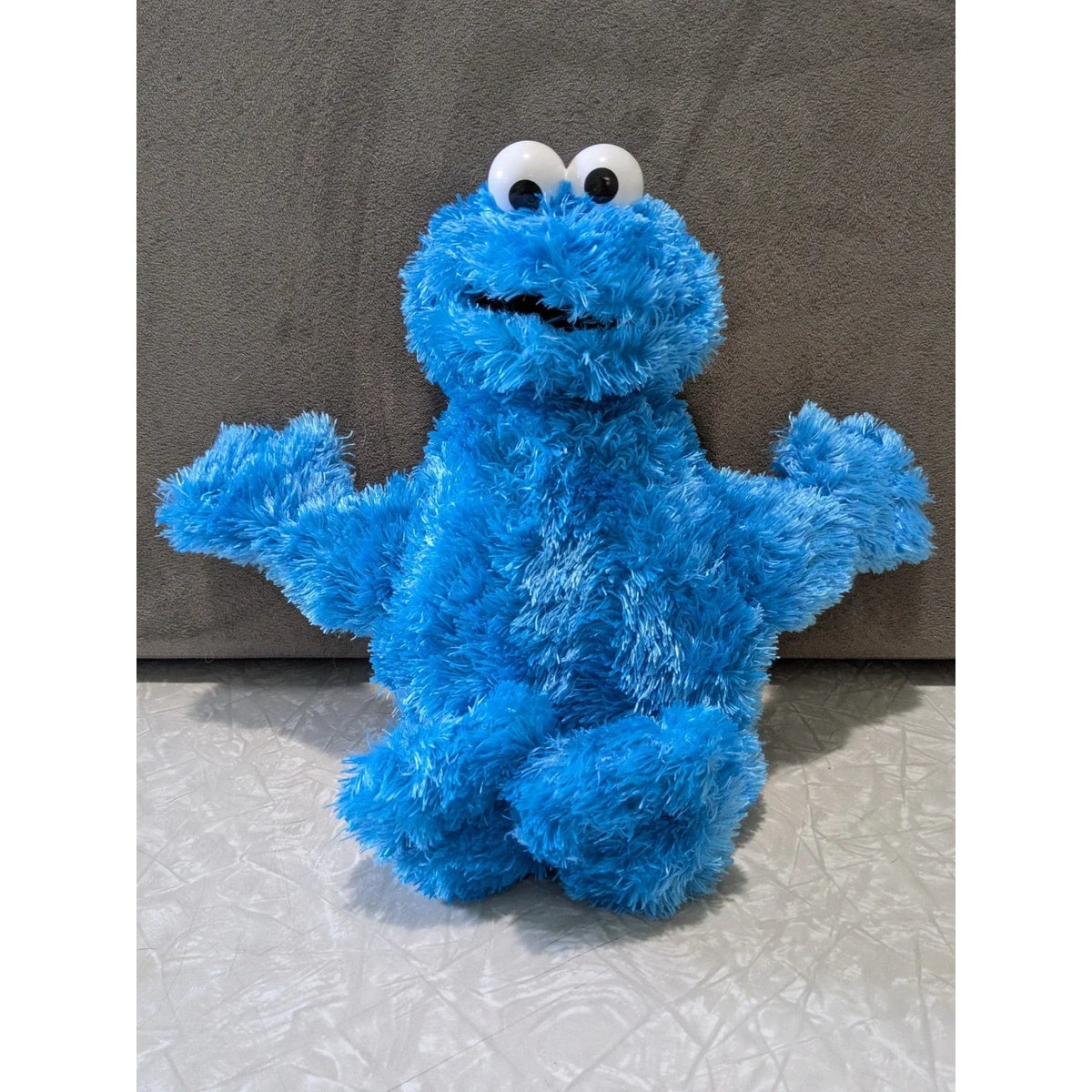#61 Sesame Street Cookie Monster Blue Shaggy 10" Plush Stuffed Animal