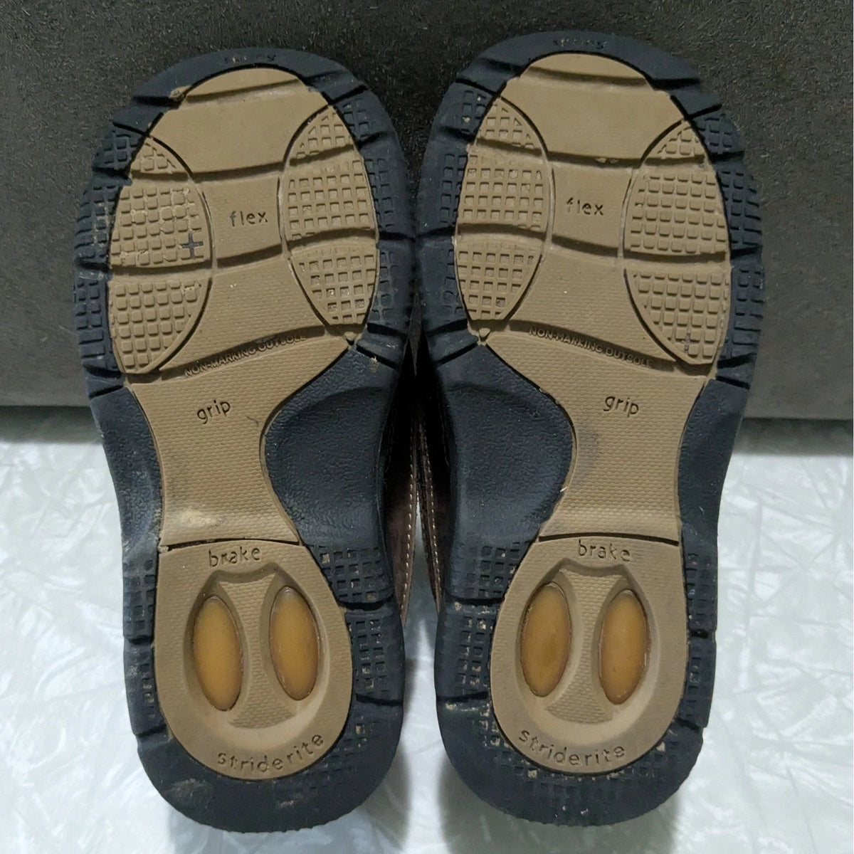 #61 Stride Rite Carson Moc Brown Leather Slip On Loafers Kids 11W