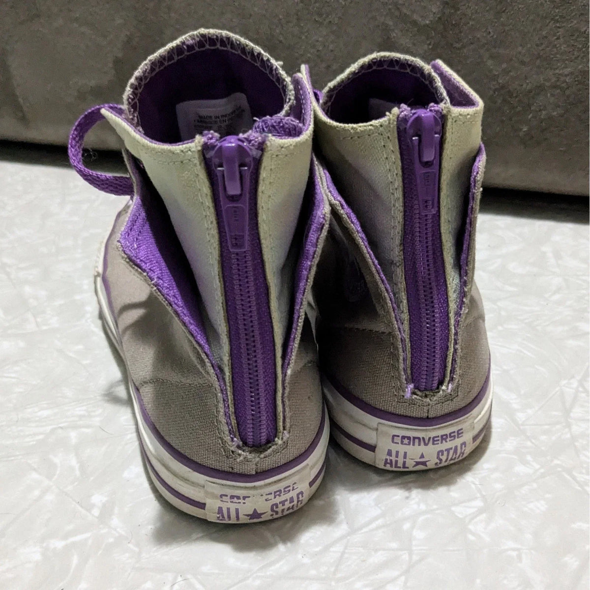 #61 Converse Chuck Taylor All Star High Top Youth 2 Gray Purple Mint Back Zip Skater