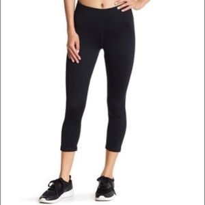 Seller #62 Women's Z by Zella black leggings sz small EUC