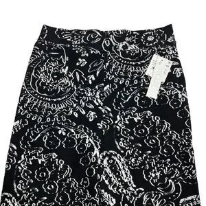 Seller 67 - Abound Nordstrom Pull On Flare Pants in Black White Bandana Daisies XS New