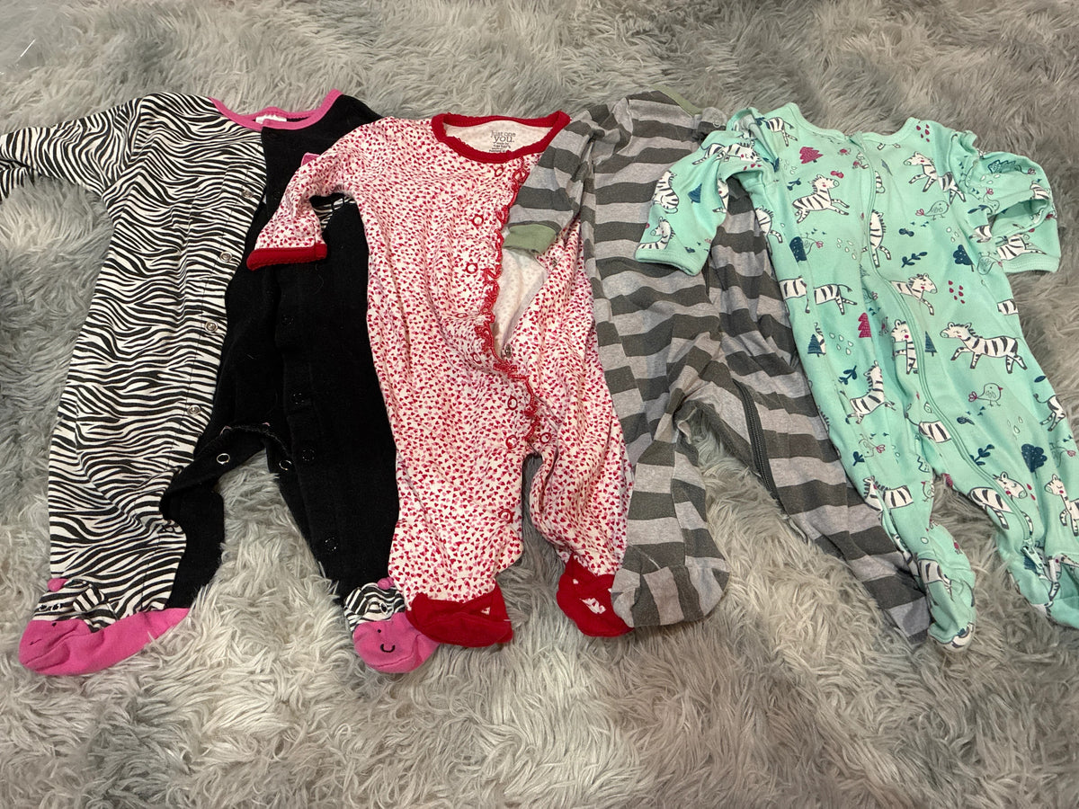 SCO46-footie jammies-girls-0-3 months-4 pack