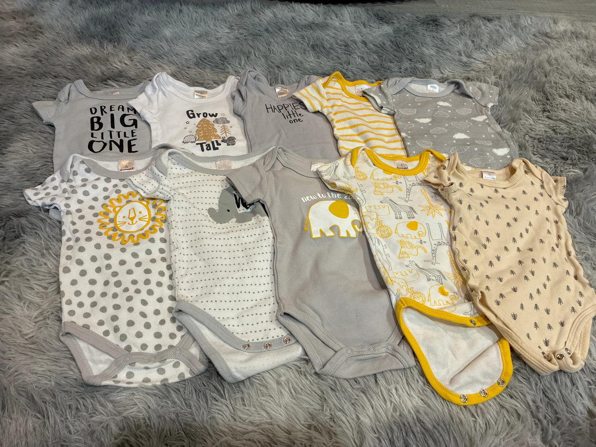 SCO46-the peanutshell-short sleeve onesies-0-3 months-10 pack