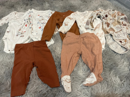 SCO46-long sleeve robe style onesie with pants-gender neutral-0-3 months