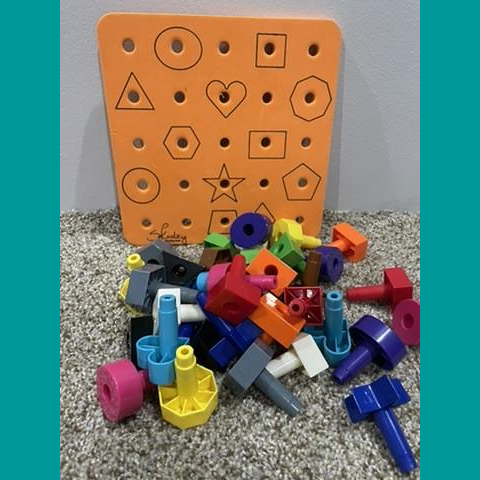 #69 Shape Peg Board