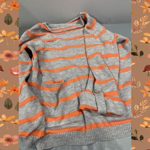 #54 Women's XL Stripe Sweater