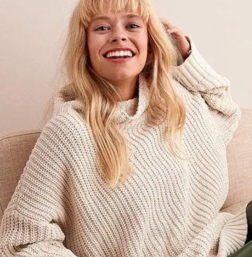 Seller 189:  Aerie Women's Small Oversized Cowl Neck Sweater