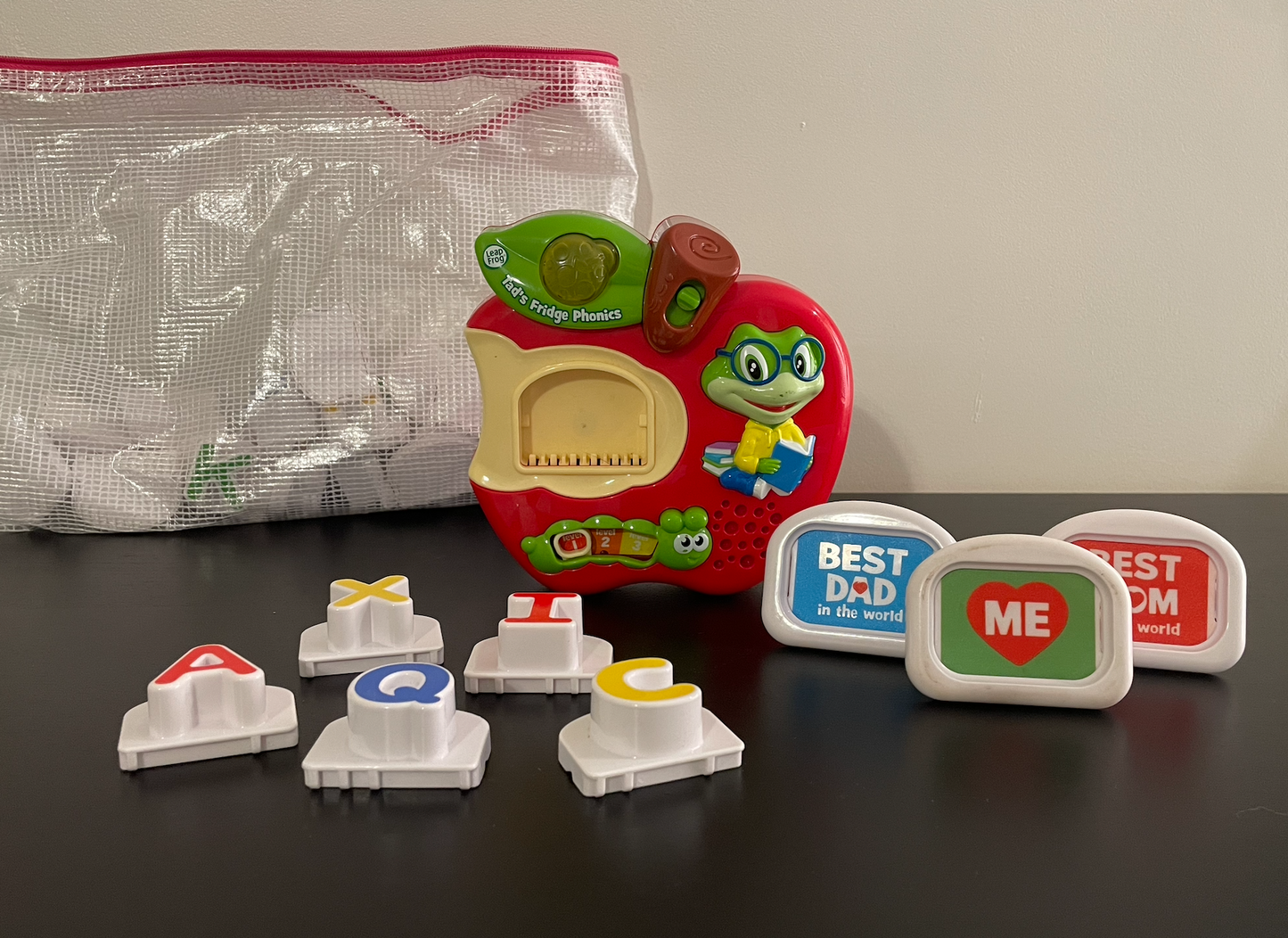 LeapFrog - Alphabet Magnets Smart Toy - Tad's Fridge Phonics Magnetic Letters
