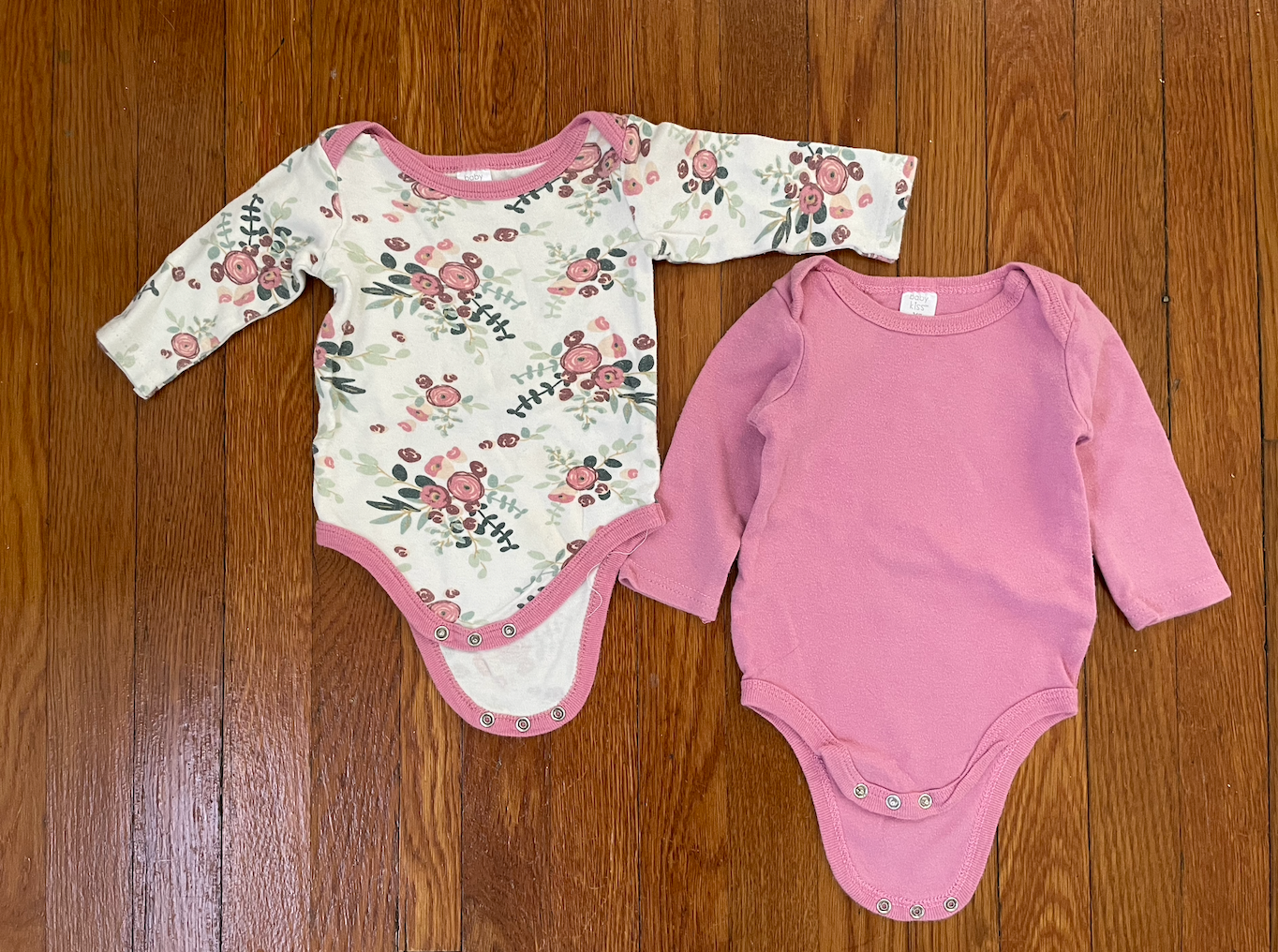 Girls onesie bundle - pink and pink floral - Baby Kiss brand - size 3-6 months - EUC