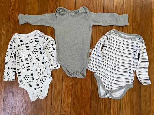 Honest baby onesies - black, white, gray - Set of 3 - gender neutral onesies - EUC