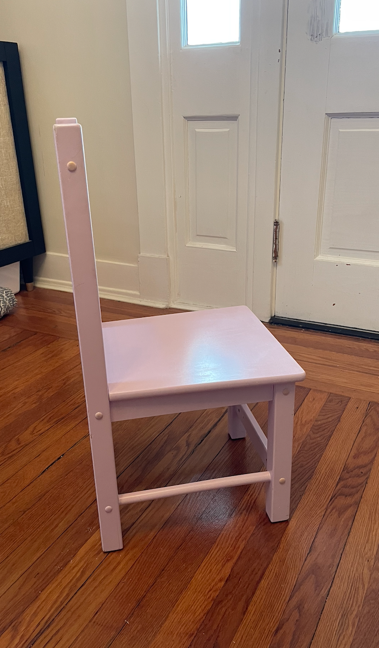 Light pink kids chair - some scratches on back of legs, see photos - GUC