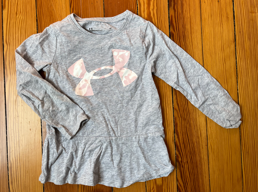 Under Armour Long-sleeve Peplum Shirt - Size 4T - Gray with Pink lettering - EUC