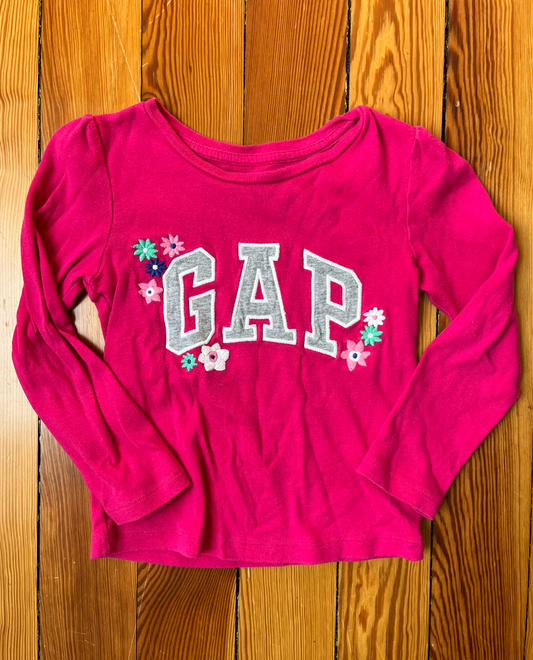 Baby GAP Long-Sleeve T-Shirt - Size 4T - GUC
