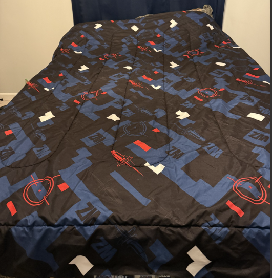 #222 Call of Duty 5 piece Twin Reversible Bedding Set (Comforter, Flat/ Fitted sheet/ 2 pillow cases)