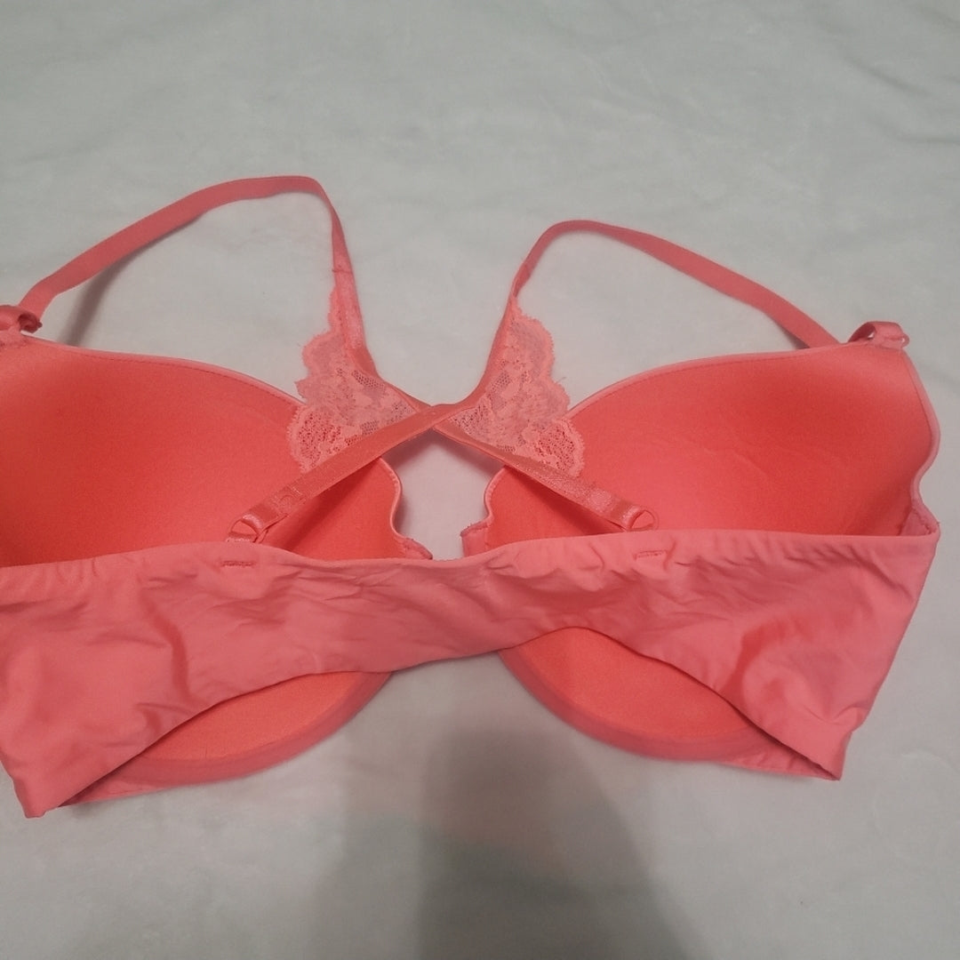 #167 Victoria's Secret 34DD Peach Demi-Buste Bra