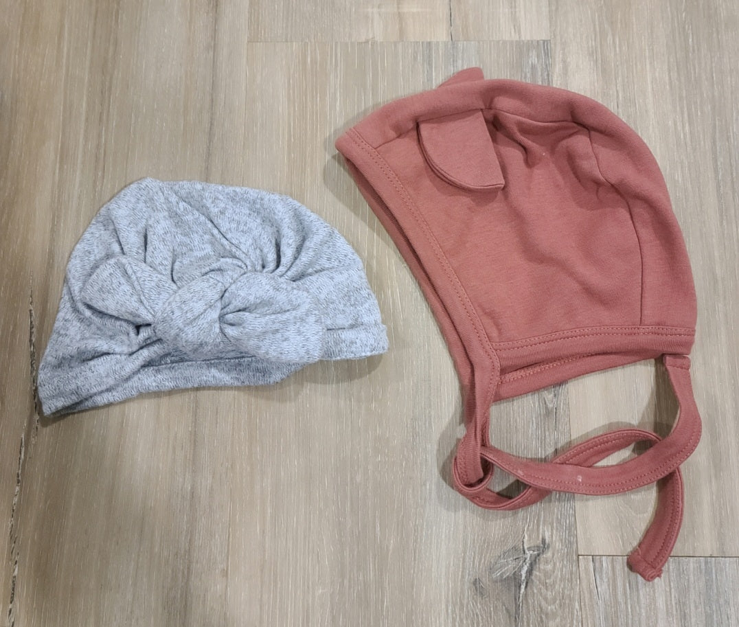 Seller #4 - Girls 6-12 month hat bundle