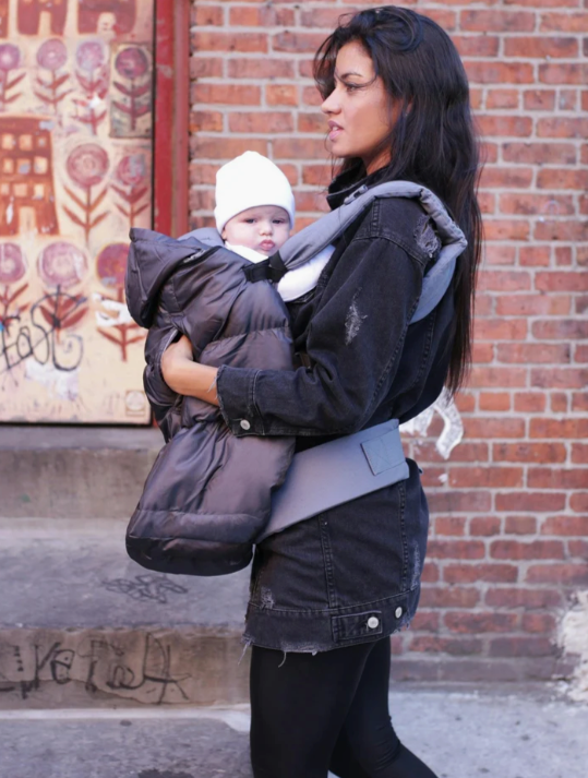#82 7 A.M. Enfant Pookie Hooded Poncho for Staying Outside at -4°F