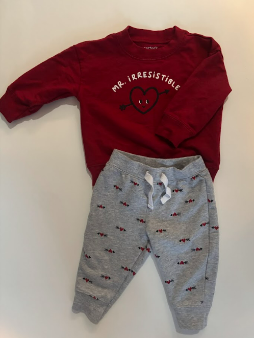 Seller #50 Carter's Valentine's Day Outfit, 3-6 Months EUC