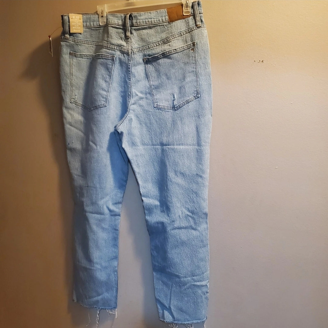 #66 Madewell womens high rise slim boyjean size 32
