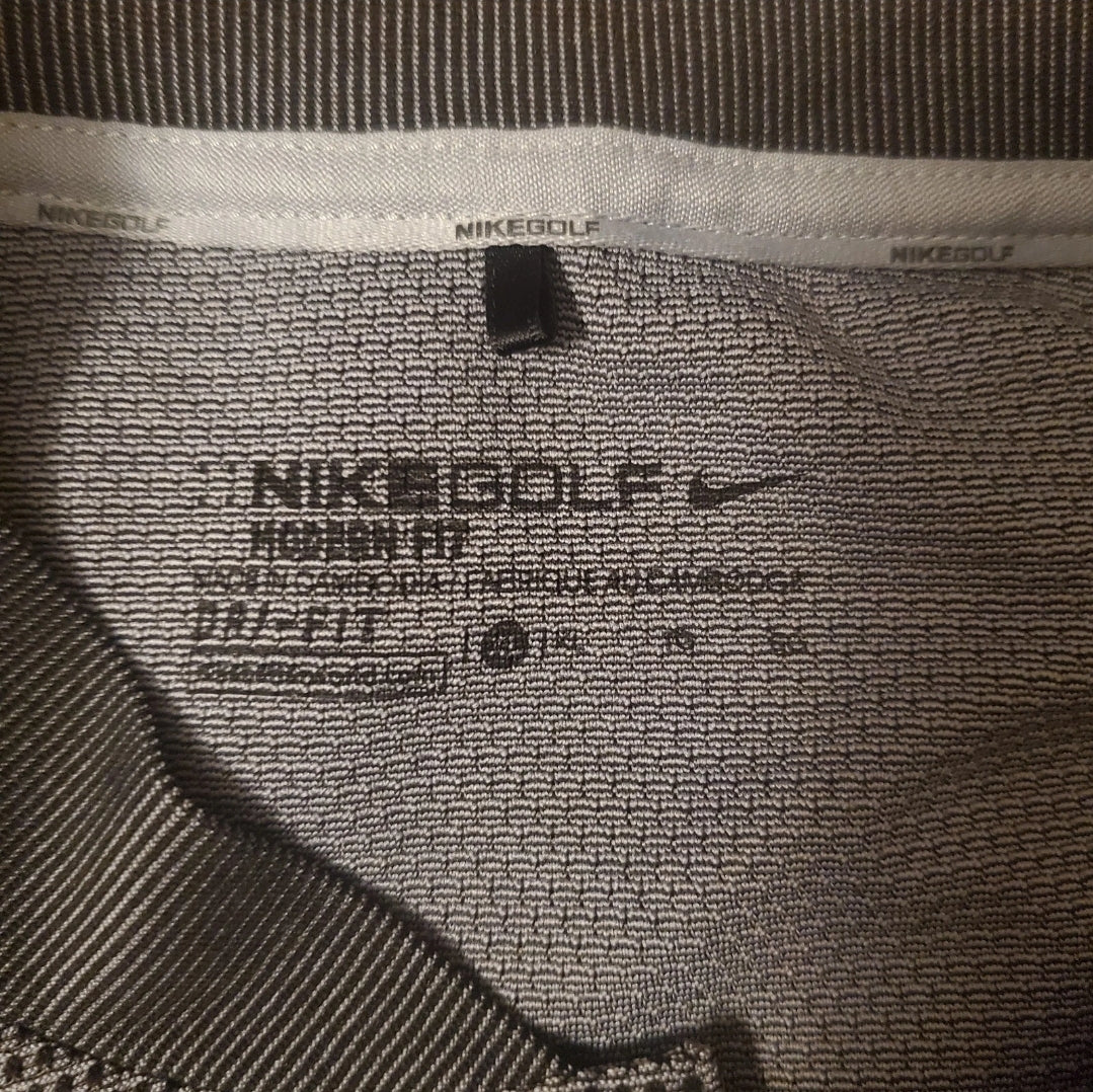 #66 Nike Mens polo golf shirt size XL