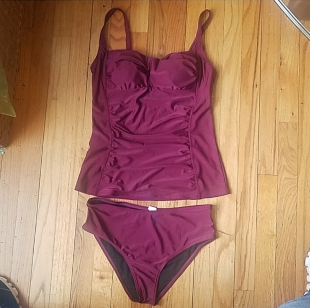 #66 Womens 2 piece tankini swimsuit size M