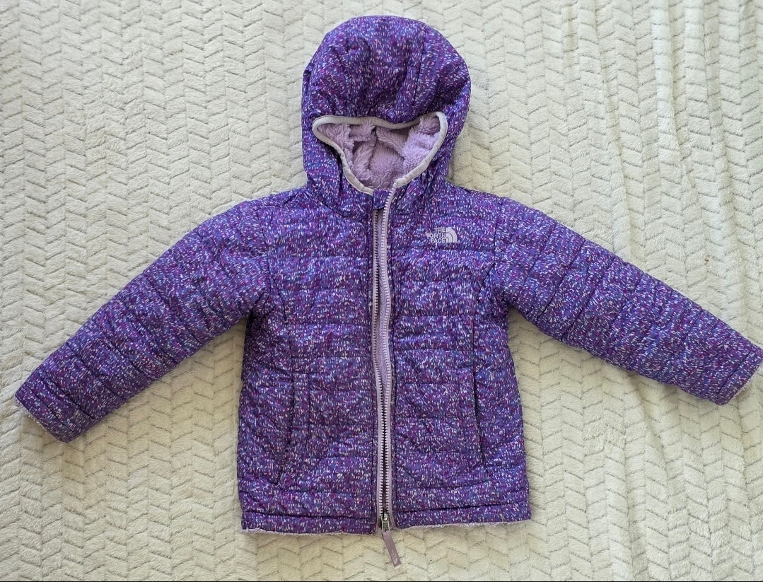 #190 Girls 4T The North Face Purple Reversible Winter Coat