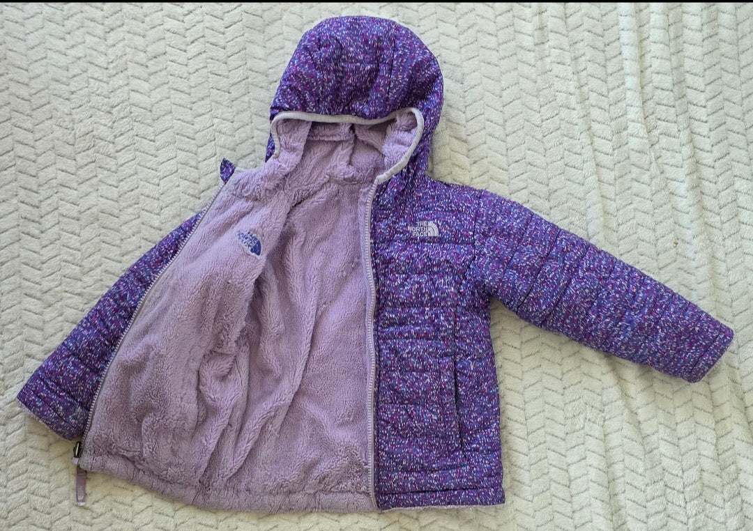 #190 Girls 4T The North Face Purple Reversible Winter Coat