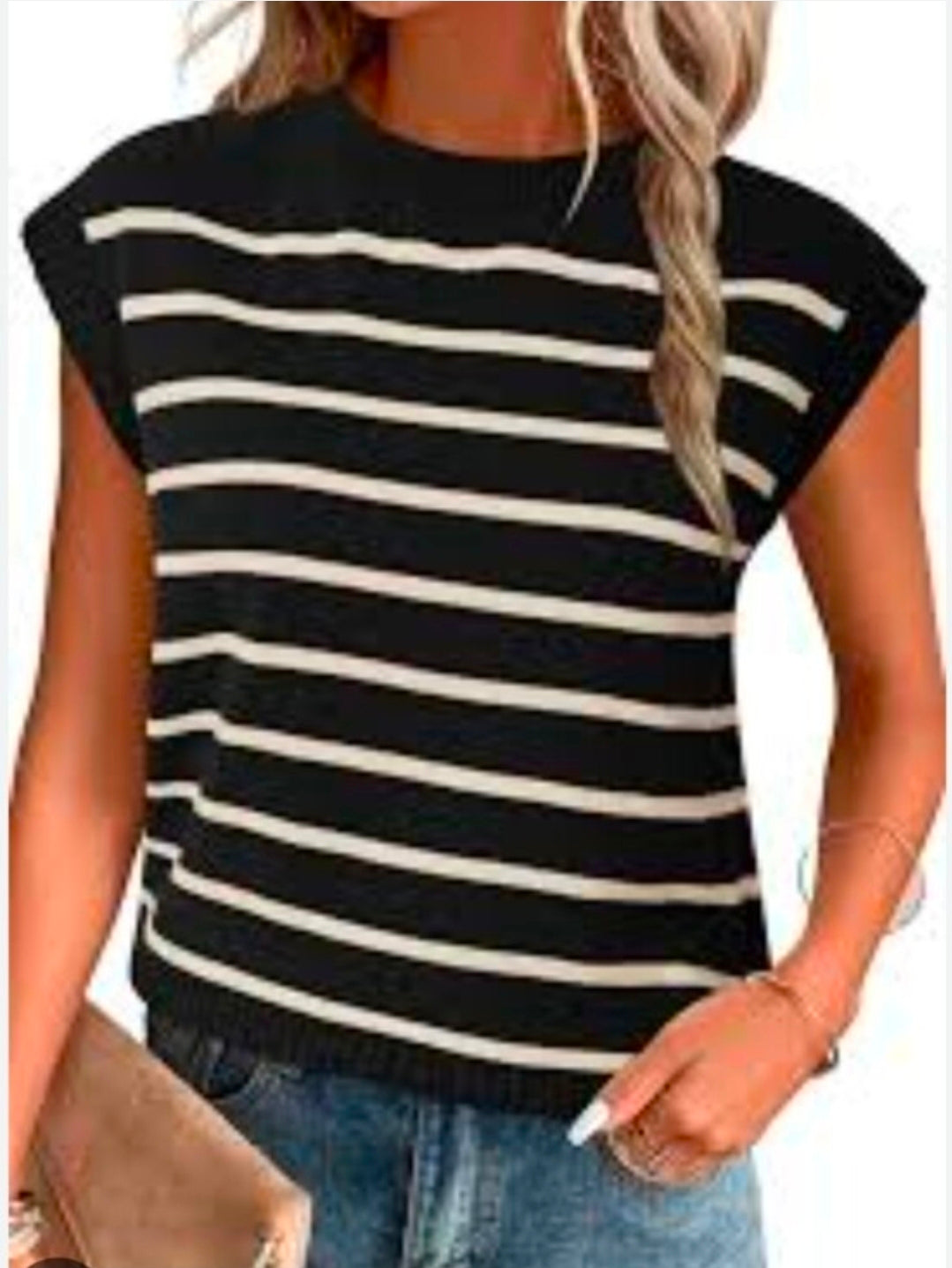 #167 NWT Arach & Cloz Large Striped Knit Crewneck Sleeveless Sweater