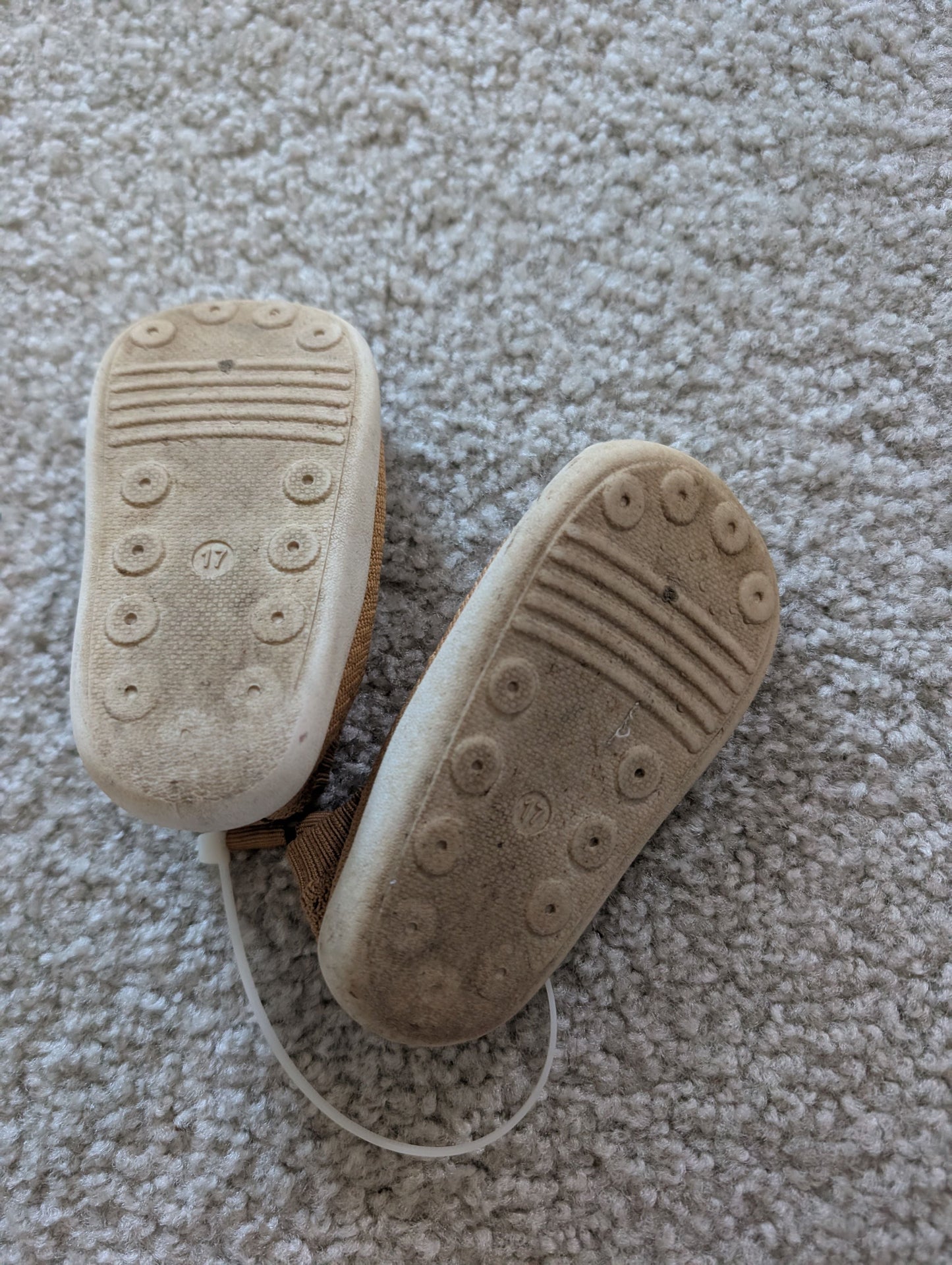 Seller 123 - Baby Mesh Toddler Shoes First Walker Flexible EU size 17 - reduced