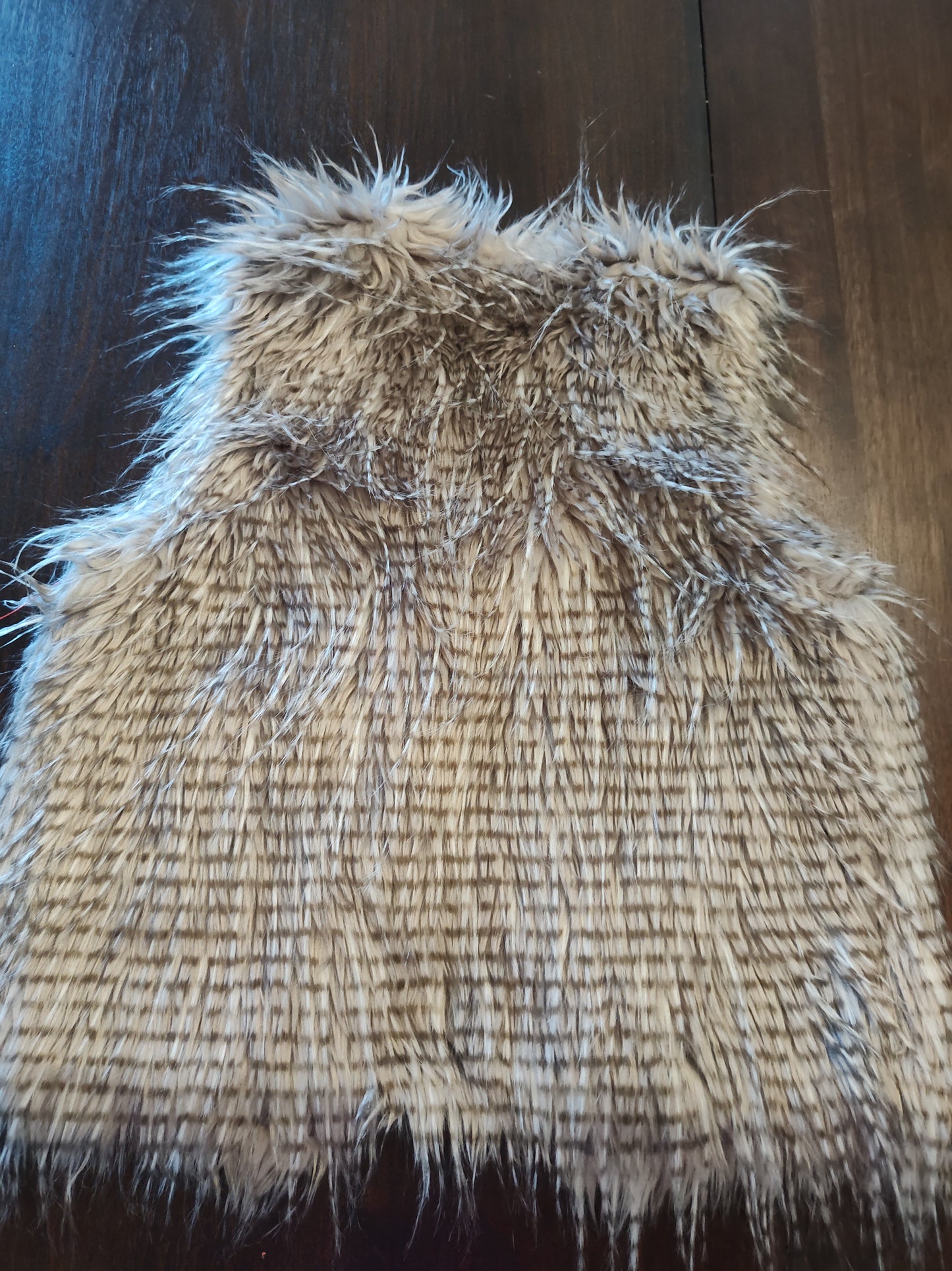 Seller 185:  Freshman Brand Girls Faux Fur Vest Size 10/12