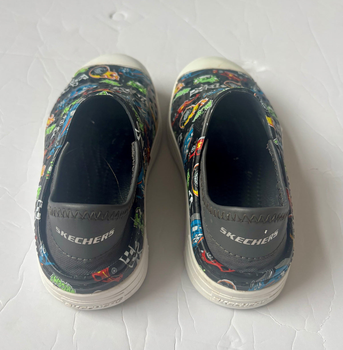 #154 Sketchers Slip On Boys Size 11 EUC