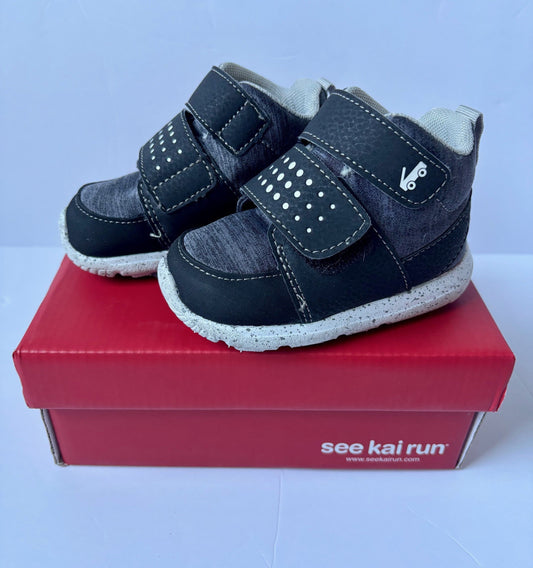 #43 See Kai Run Ryder High Top Shoes Boys 6 EUC