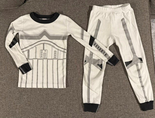 Seller #179 | Hanna Andersson Stormtrooper Pajamas | Toddler 4T