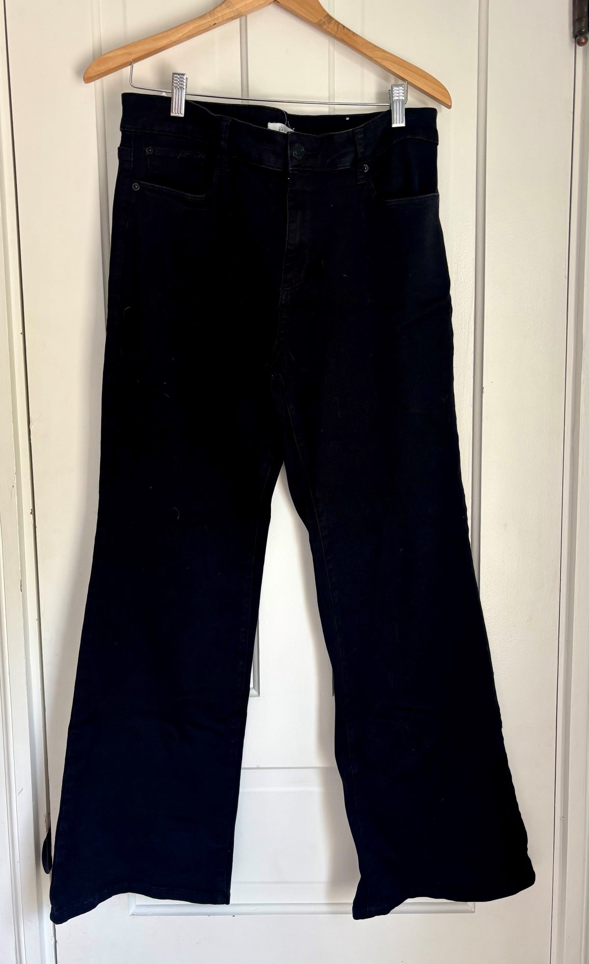 #154 STS Blue Stretch Black Flare Jeans Women's Size 33 EUC