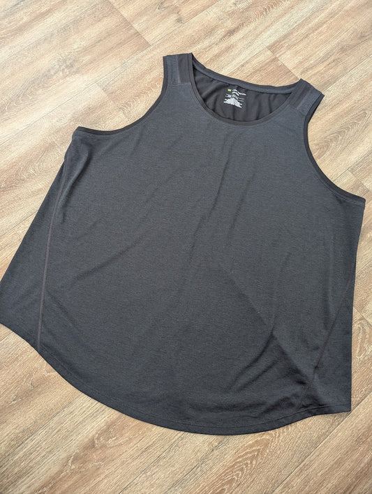 #144 - Women's Tek Gear Tank Size XXL - Black